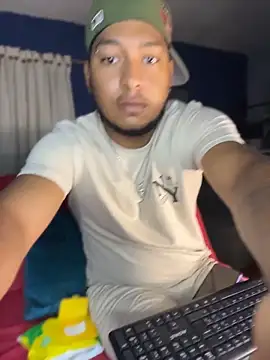 Snapshot of Danny_black11 chatting on April 15, 2026, 3:45 am Danny black11 online show from April 15, 2026, 3:45 am