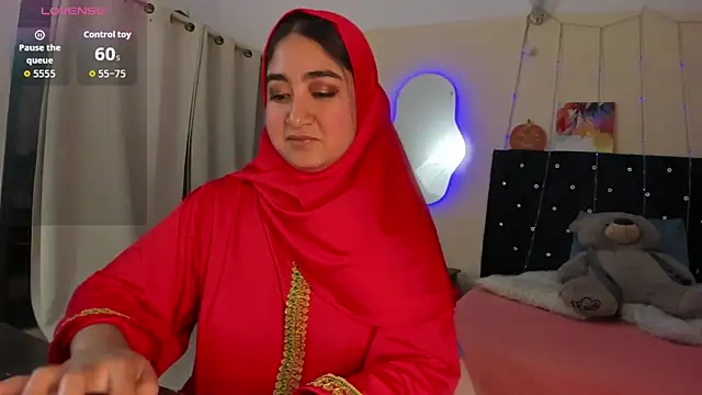 Snapshot of SamiraAwada chatting on May 9, 2026, 12:08 pm SamiraAwada online show from May 9, 2026, 12:08 pm