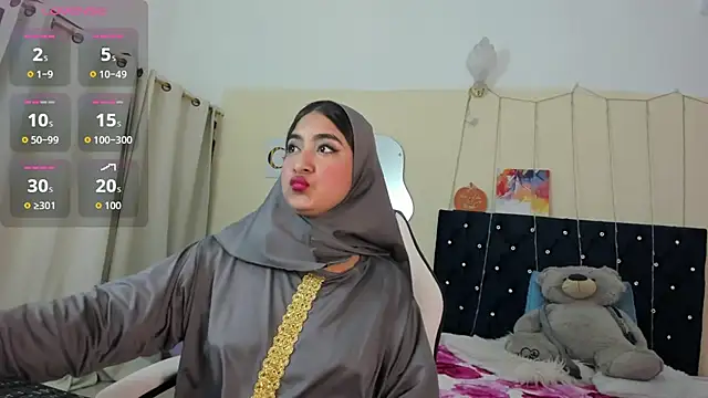 Snapshot of SamiraAwada chatting on May 12, 2026, 7:09 pm SamiraAwada online show from May 12, 2026, 7:09 pm