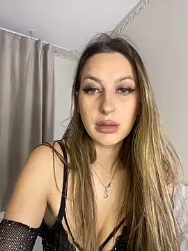 Snapshot of Alyxra chatting on March 29, 2026, 7:10 am Alyxra online show from March 29, 2026, 7:10 am