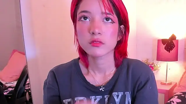 Snapshot of MiaaBlake_ chatting on March 15, 2026, 8:05 pm MiaaBlake online show from March 15, 2026, 8:05 pm