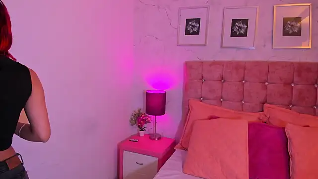 Snapshot of MiaaBlake_ chatting on March 22, 2026, 8:21 pm MiaaBlake online show from March 22, 2026, 8:21 pm