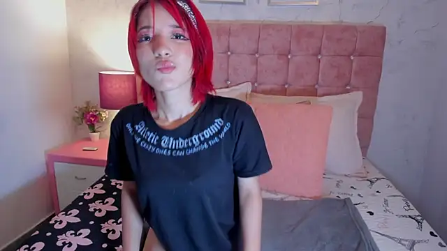 Snapshot of MiaaBlake_ chatting on March 1, 2026, 8:20 pm MiaaBlake online show from March 1, 2026, 8:20 pm