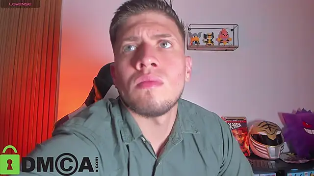 Snapshot of SebastianMaximoff_ chatting on February 25, 2026, 8:19 pm SebastianMaximoff online show from February 25, 2026, 8:19 pm