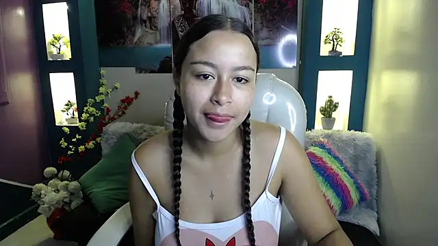 Snapshot of gygy_fox_09 chatting on February 13, 2026, 12:16 pm gygy fox 09 online show from February 13, 2026, 12:16 pm