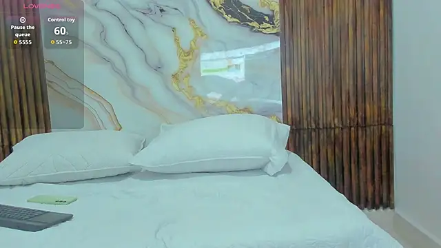 hot love story online show from March 1, 2026, 11:43 am