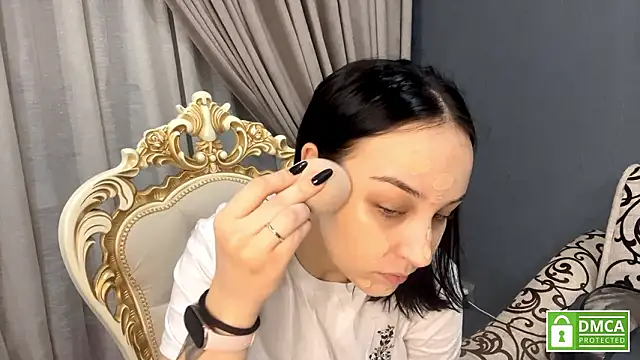 Sylynisem online show from March 4, 2026, 7:21 pm