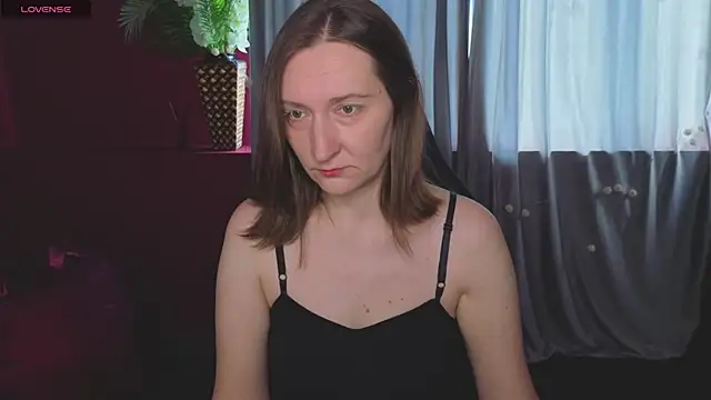 SelestiaSnata online show from June 5, 2026, 1:21 am
