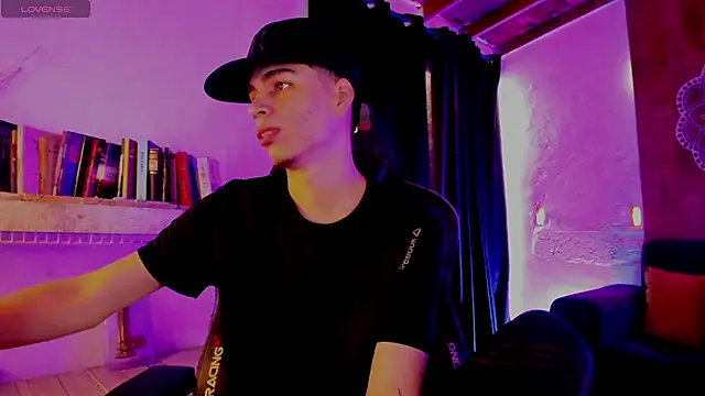 juan posada online show from February 16, 2026, 5:11 pm