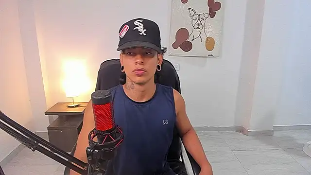 Snapshot of paisa_hotx chatting on February 19, 2026, 12:51 am paisa hotx online show from February 19, 2026, 12:51 am