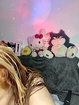 Scarlet 88 online show from February 9, 2026, 2:53 am