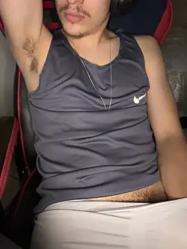 Snapshot of hungtwinkBR chatting on February 14, 2026, 2:23 am hungtwinkBR online show from February 14, 2026, 2:23 am