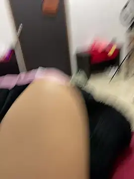 Snapshot of Camila1545 chatting on February 24, 2026, 6:14 am Camila1545 online show from February 24, 2026, 6:14 am