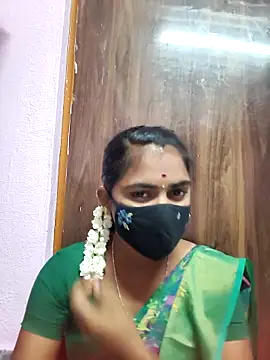 Snapshot of Tamil_Hot_Shana chatting on April 5, 2026, 5:52 pm Tamil Hot Shana online show from April 5, 2026, 5:52 pm