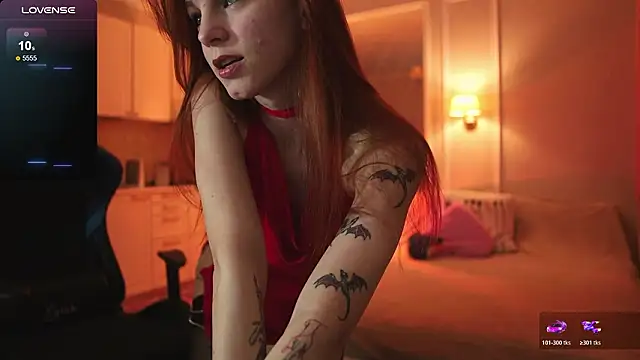 foxy red  online show from February 13, 2026, 9:26 pm