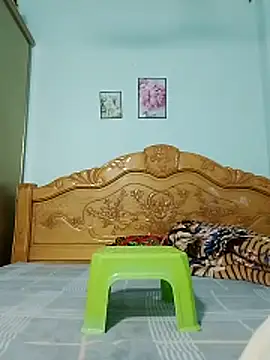 Kathylove 2026 online show from February 7, 2026, 2:14 pm