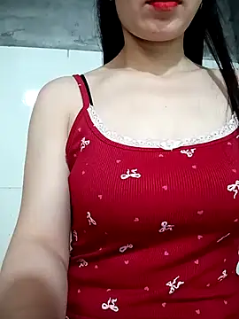 Snapshot of Vyvvyy69 chatting on May 16, 2026, 2:10 am Vyvvyy69 online show from May 16, 2026, 2:10 am