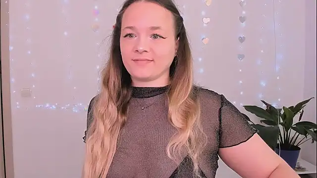 Snapshot of evilla_brill chatting on April 19, 2026, 11:44 am evilla brill online show from April 19, 2026, 11:44 am