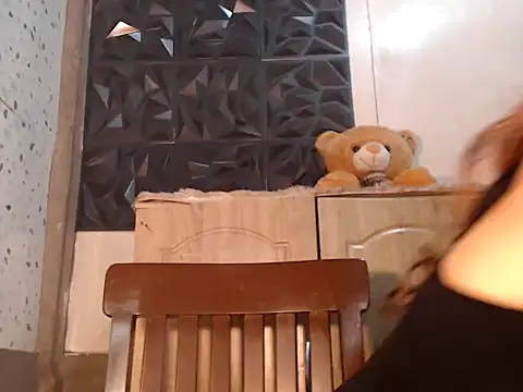 Yourdivagoddess online show from March 11, 2026, 4:50 am