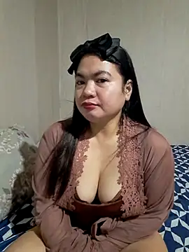 Snapshot of Zyramae_25 chatting on April 10, 2026, 4:14 pm Zyramae 25 online show from April 10, 2026, 4:14 pm