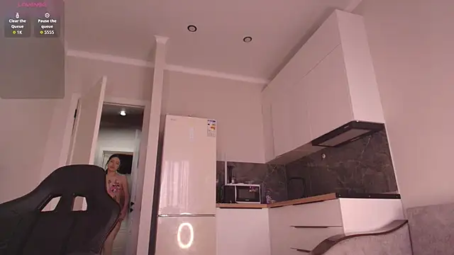 jjasleen0 online show from February 11, 2026, 3:39 am