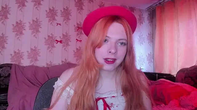 Snapshot of Cutie_Bambi chatting on April 13, 2026, 11:14 am Cutie Bambi online show from April 13, 2026, 11:14 am