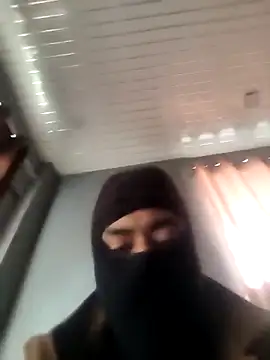 Snapshot of newtube0 chatting on February 10, 2026, 10:36 am newtube0 online show from February 10, 2026, 10:36 am