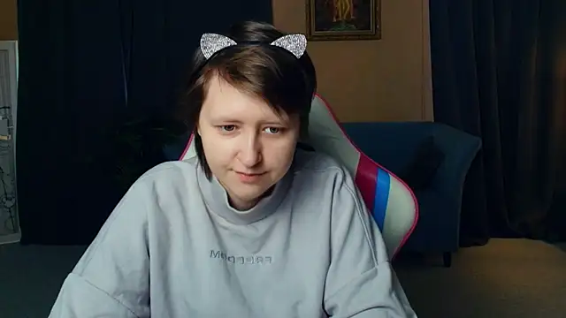 Snapshot of CarenSamele chatting on February 21, 2026, 10:17 am CarenSamele online show from February 21, 2026, 10:17 am