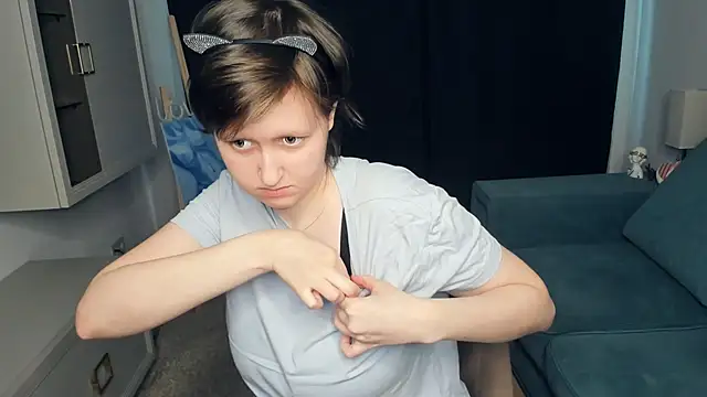 Snapshot of CarenSamele chatting on February 17, 2026, 12:13 pm CarenSamele online show from February 17, 2026, 12:13 pm