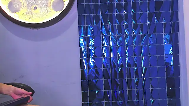 Bennet-Gray online show from March 1, 2026, 4:23 am