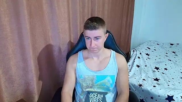 Snapshot of TodMusclePower9 chatting on February 3, 2026, 4:32 am TodMusclePower9 online show from February 3, 2026, 4:32 am