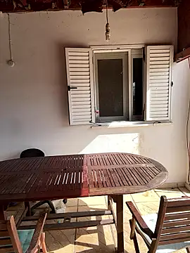 Ellie-rosee online show from March 4, 2026, 8:00 am