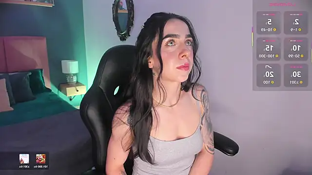 Snapshot of Luna_tagliaferri chatting on May 31, 2026, 8:42 pm Luna tagliaferri online show from May 31, 2026, 8:42 pm