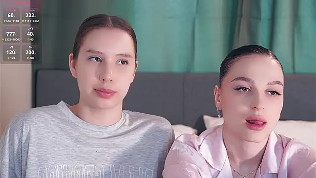 ZofiaSoshnik online show from March 6, 2026, 8:20 am