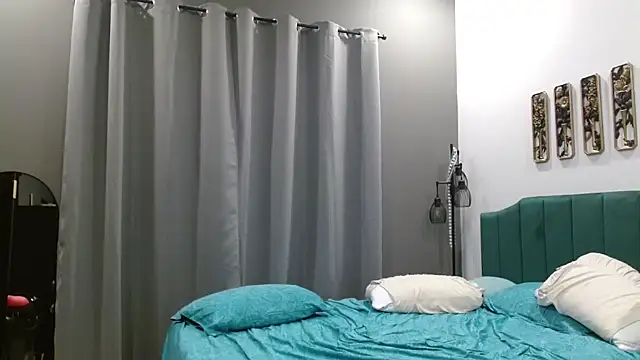 HazelSkyesChat online show from March 15, 2026, 12:34 pm