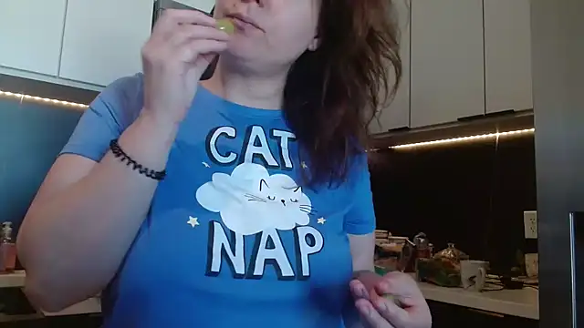 HazelSkyesChat online show from March 8, 2026, 6:55 pm