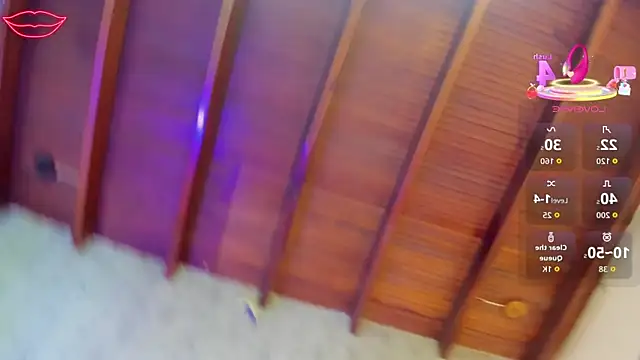 Maya curvy online show from February 8, 2026, 1:09 pm