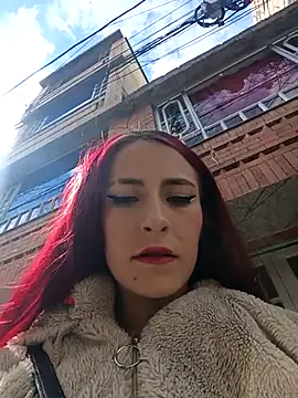 im scarlett18x online show from February 20, 2026, 7:27 pm