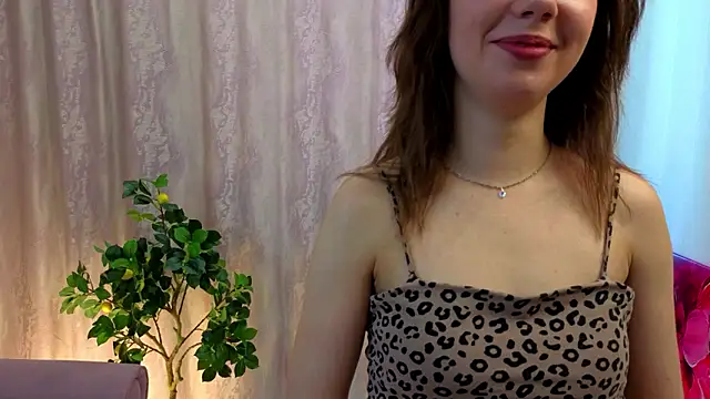 RoseliaLocatelli online show from February 3, 2026, 6:22 am