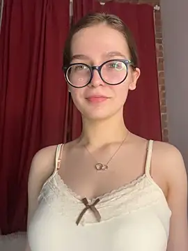 Snapshot of MyKittySayMeow chatting on March 1, 2026, 8:20 pm MyKittySayMeow online show from March 1, 2026, 8:20 pm