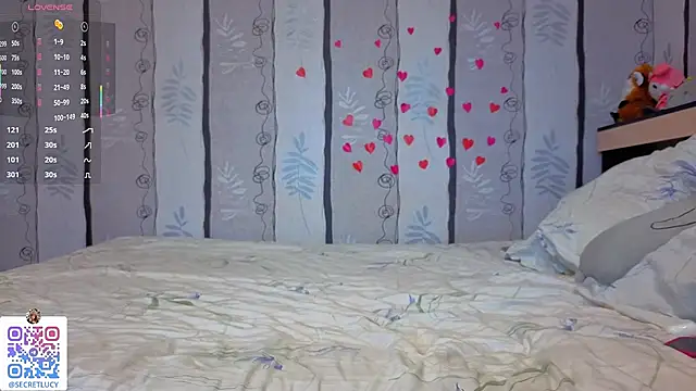 Snapshot of SueFerreyra chatting on March 3, 2026, 8:32 am SueFerreyra online show from March 3, 2026, 8:32 am