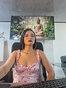 Snapshot of Jade_connor chatting on July 18, 2026, 7:44 pm Jade connor online show from July 18, 2026, 7:44 pm