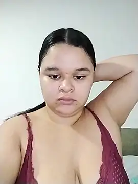 SamanthaStonee online show from March 22, 2026, 8:43 pm