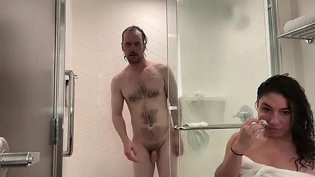 mr mrs glitter online show from April 29, 2026, 4:05 am