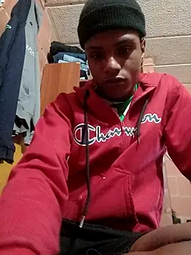 Snapshot of suckdream chatting on February 22, 2026, 3:31 am suckdream online show from February 22, 2026, 3:31 am