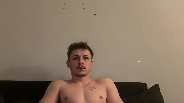 Snapshot of Lucas328706 chatting on February 18, 2026, 1:18 pm Lucas328706 online show from February 18, 2026, 1:18 pm