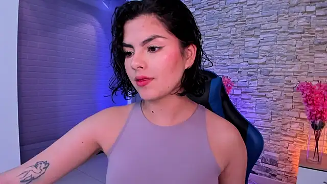 Snapshot of butterflyx39 chatting on April 14, 2026, 10:53 am butterflyx39 online show from April 14, 2026, 10:53 am