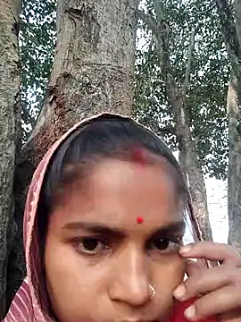 Snapshot of Gungun_thakur chatting on February 18, 2026, 7:28 am Gungun thakur online show from February 18, 2026, 7:28 am