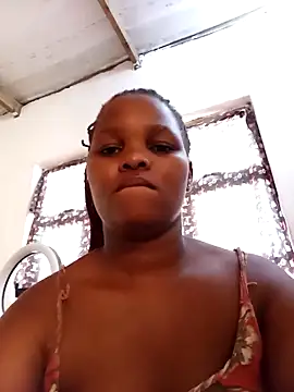 minniemoreee online show from February 12, 2026, 4:45 am