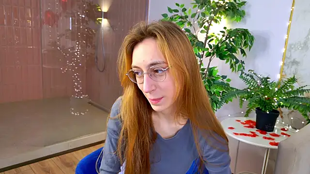 LeyaAtwood online show from February 15, 2026, 5:30 am